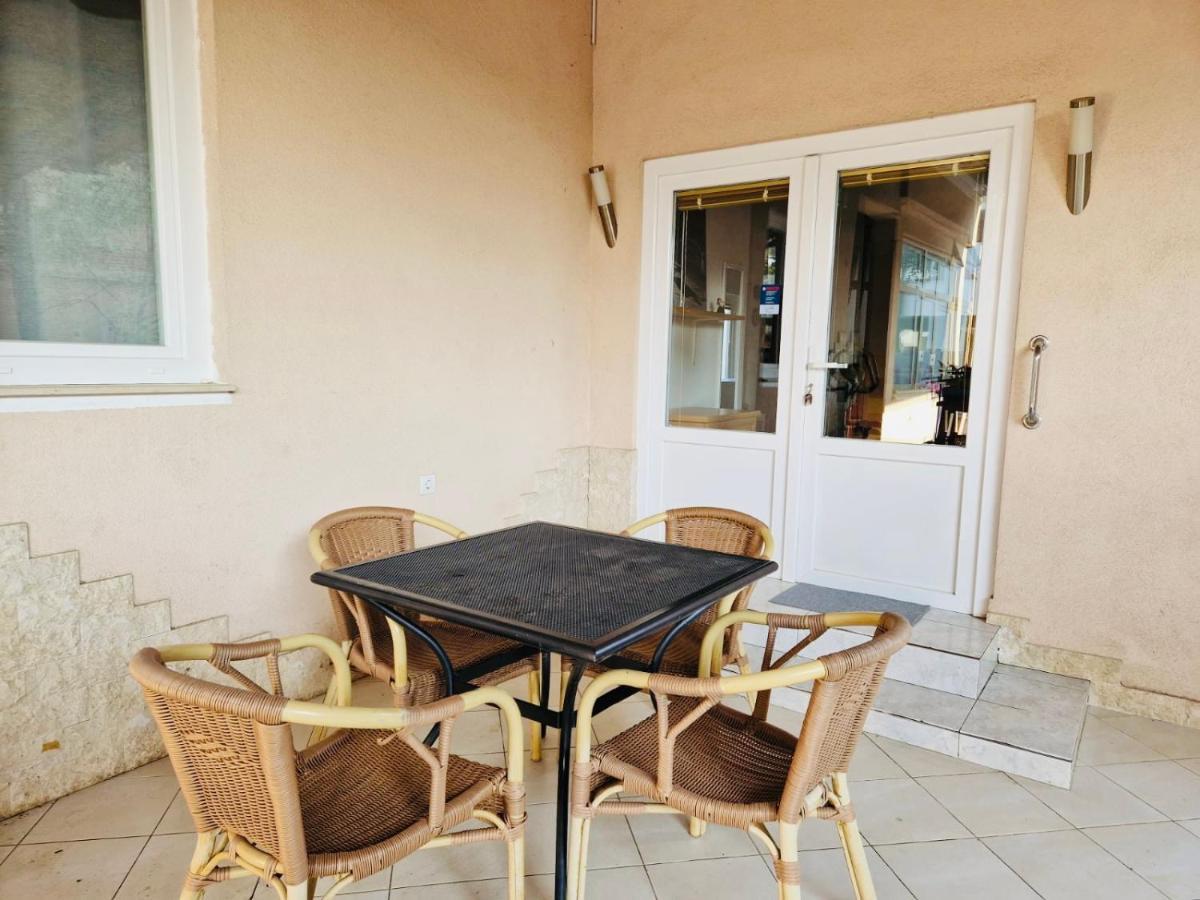 Olive Tree Apartments Rovinj Exterior foto